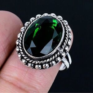 Stamped 925 Sterling Silver Green Chrome Diopside Gemstone Ring